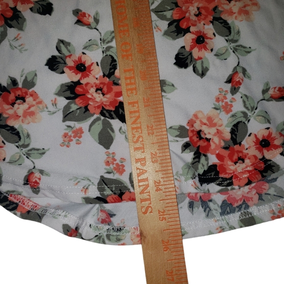 Ladies M Just Be Orange/White Flowered Top - Picture 3 of 6